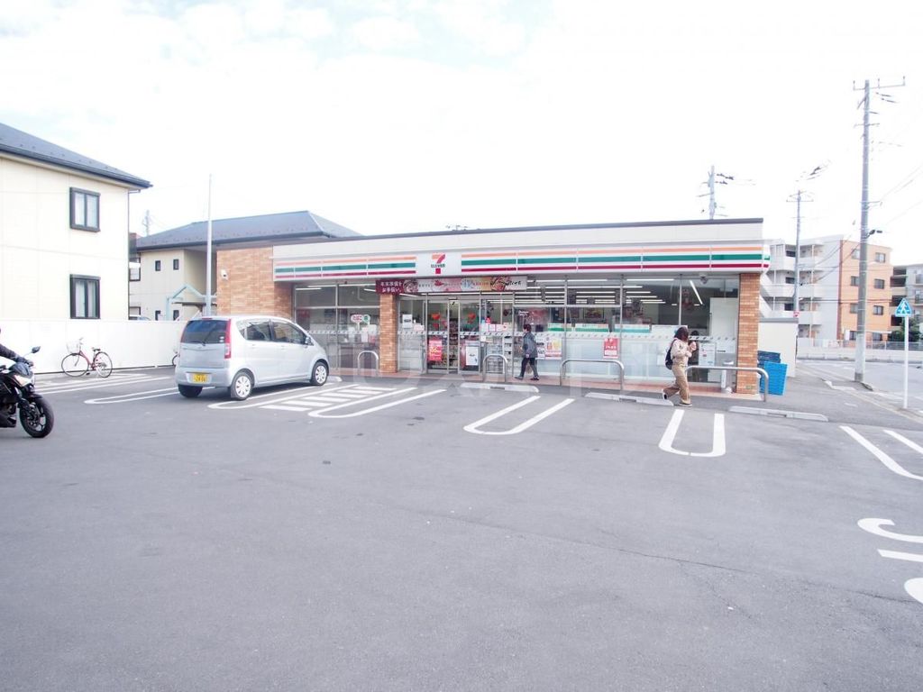 コンビニ　セブンイレブン原木中山駅前店（コンビニ）まで750m