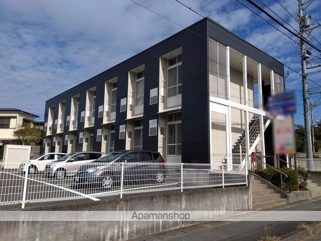 レオパレス四ッ池の外観写真