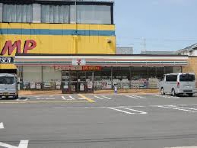 コンビニ　セブンイレブン大阪長吉川辺3丁目店（コンビニ）まで213m