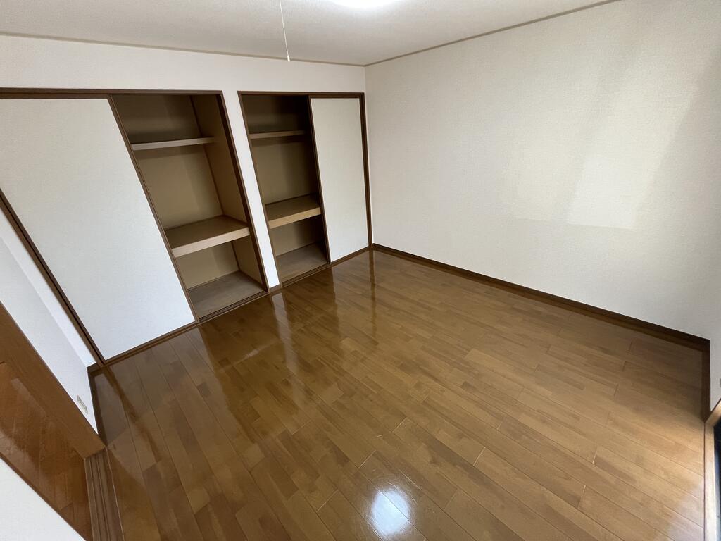 メゾンパーク新田東ABの内装写真
