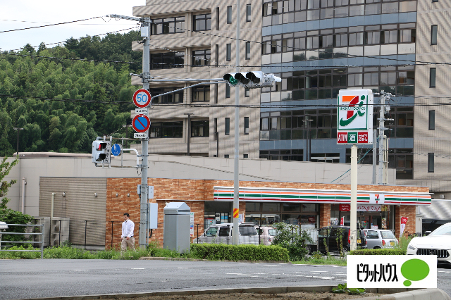 コンビニ　セブンイレブン松江合同庁舎前店（コンビニ）まで212m