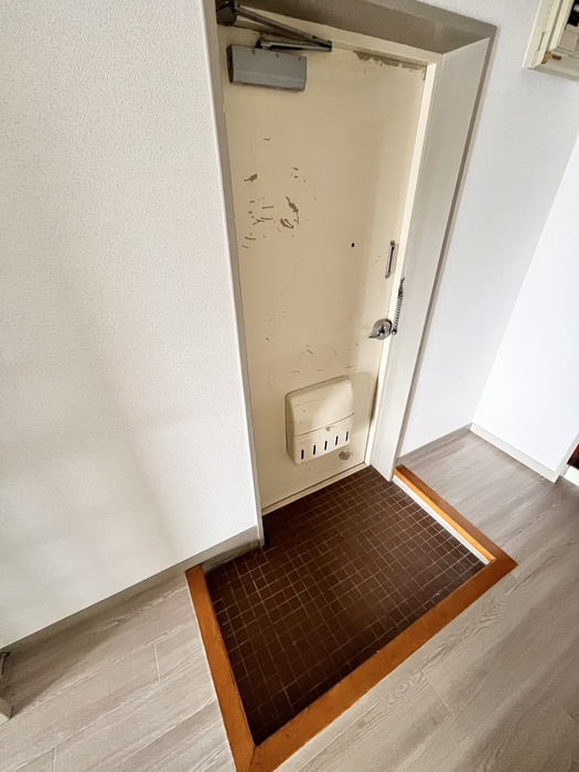 東仙台ガ-デンハイツIVの玄関写真