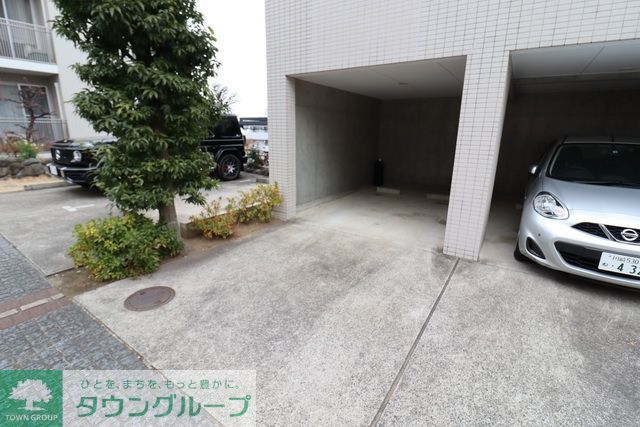 セキュリティ　駐車場