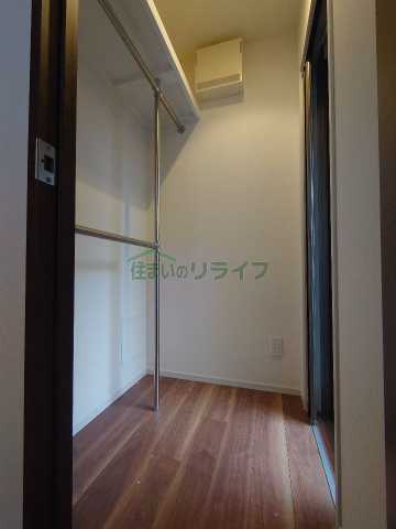収納　クラッシィハウス神田美土代町