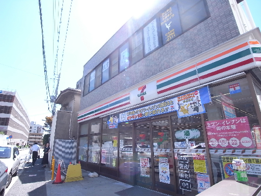 コンビニ　セブン-イレブン ＪＲ芦屋駅前店（コンビニ）まで116m