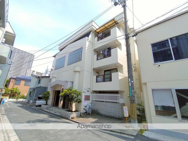 マンション一里塚の外観写真