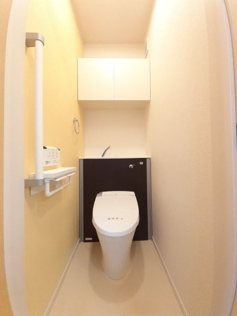 サクラ ヒルズのトイレ写真