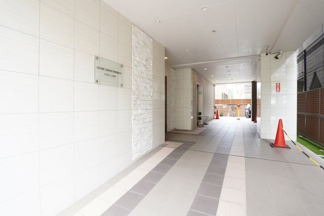 都営大江戸線 若松河田駅 徒歩3分 8階建 築10年の外観写真