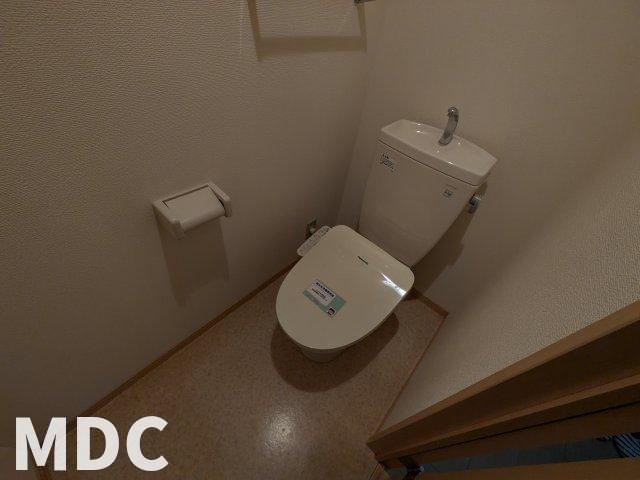 ＪＲ高徳線 吉成駅 徒歩39分 2階建 築22年のトイレ写真