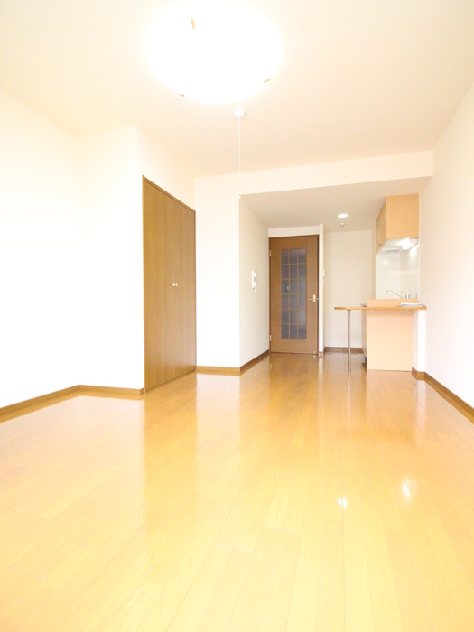 CASA REGGIAの居間写真