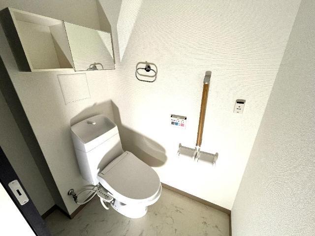 トイレ　シャワー付トイレ