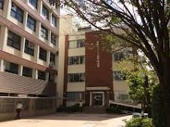 大学・短大　学校法人文化学園文化ファッション大学院大学（大学・短大）まで519m