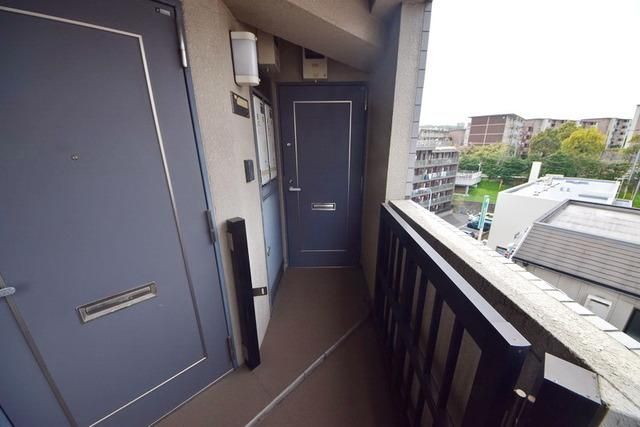 エントランス　★お部屋探しは株式会社タウンハウジング東京まで★