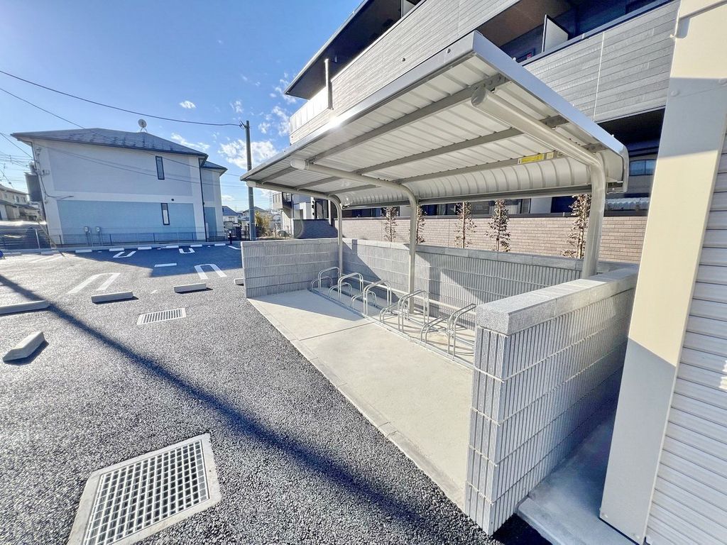 ＪＲ川越線 武蔵高萩駅 徒歩5分 3階建 築2年の外観写真