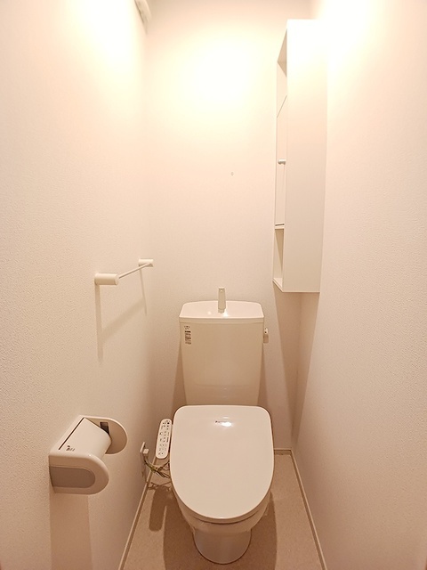 ベル・セレッソIのトイレ写真