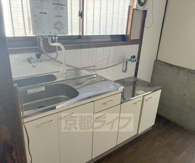 野村村東長屋 3号のキッチン写真