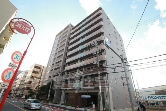 地下鉄御堂筋線 江坂駅 徒歩7分 築10年