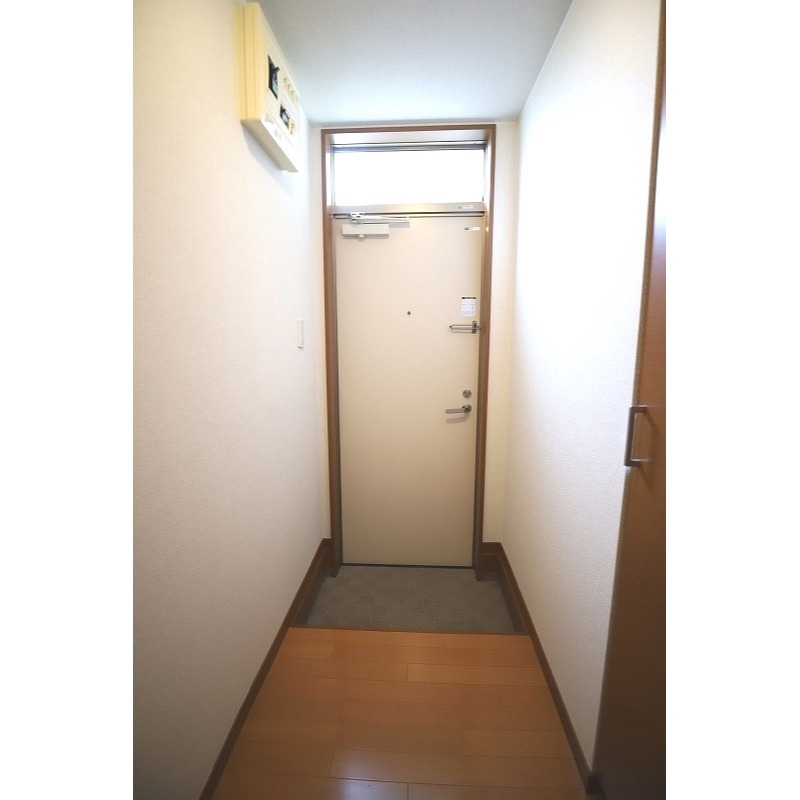 玄関　別号室