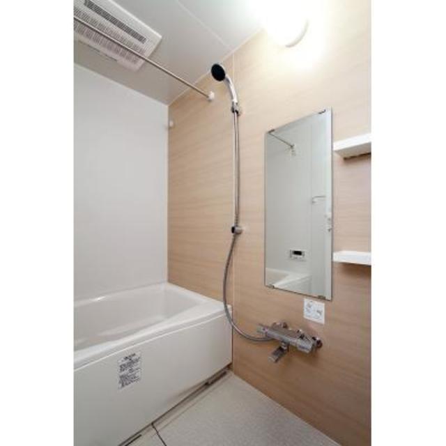 バス・シャワールーム　※写真は同タイプ住戸です。