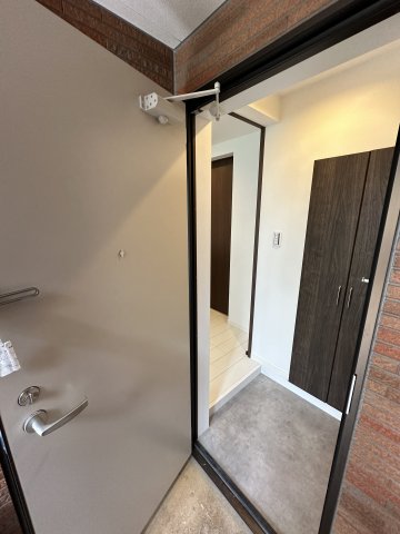 玄関　※別部屋写真参照