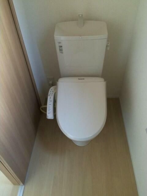 エルメゾンつきみ野のトイレ写真