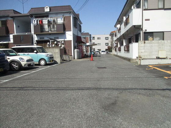 その他　敷地内駐車場