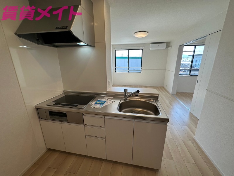 キッチン　同型タイプ画像
