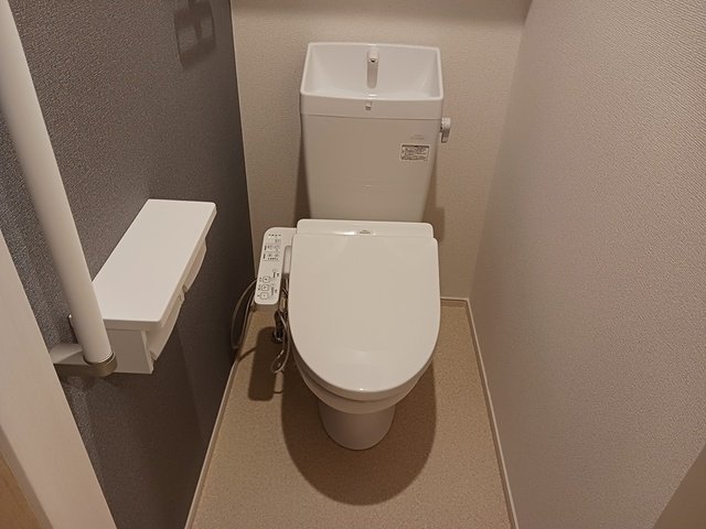 トイレ　トイレもきれいです