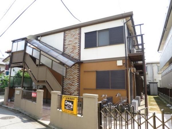 建物外観　駅徒歩４分ですが閑静な住宅街です