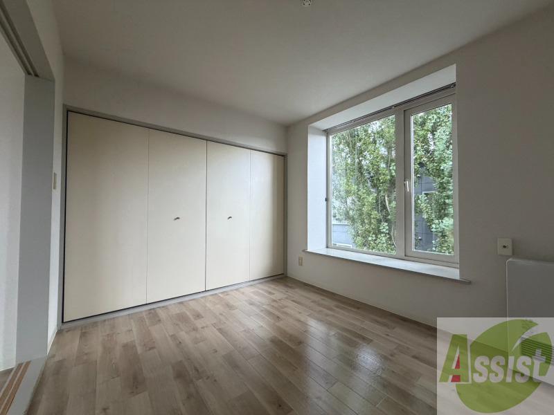 その他部屋・スペース　こちらのお部屋は光が差し込む、温かみのあるお部屋です。