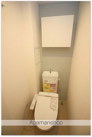 地下鉄長堀鶴見緑地線 玉造駅 徒歩1分 13階建 築9年のトイレ写真
