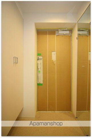 地下鉄長堀鶴見緑地線 玉造駅 徒歩1分 13階建 築9年の玄関写真