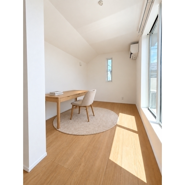 その他部屋・スペース　家具・調度品等に関しては実際の賃貸住宅には含まれません。