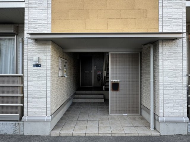 プランドール若江 A棟の外観写真