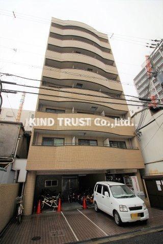 建物外観　外観は落ち着いています