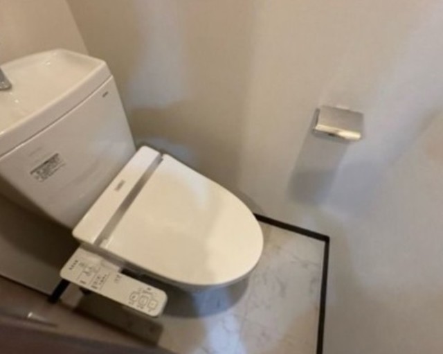 トイレ　別部屋同仕様