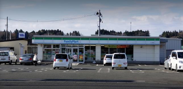コンビニ　ファミリーマート北上鬼柳卯の木店（コンビニ）まで349m