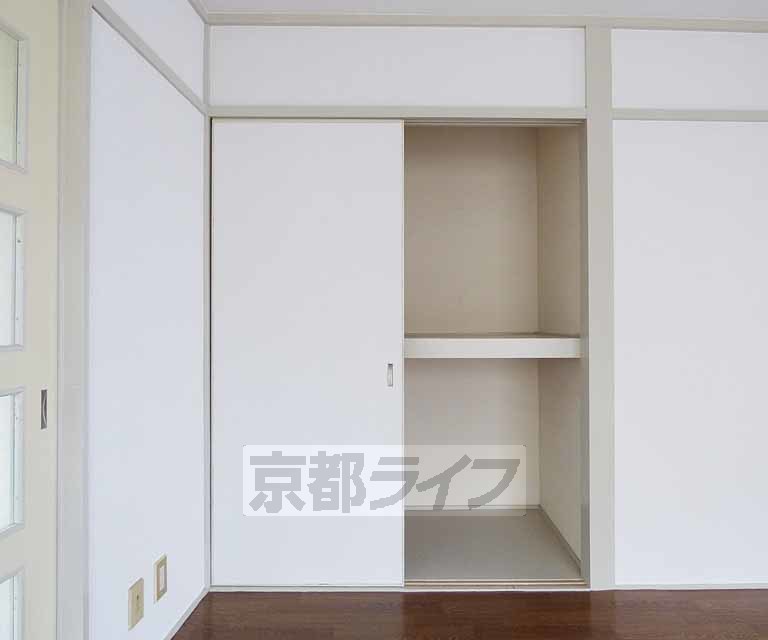 収納　奥行きがあります