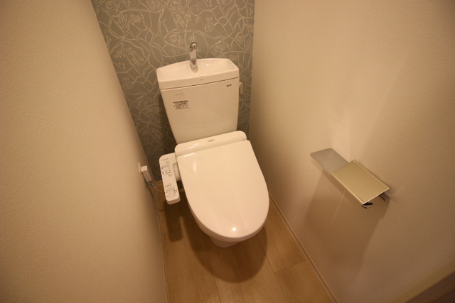 ファーストフィオーレ吹田ブランシェのトイレ写真