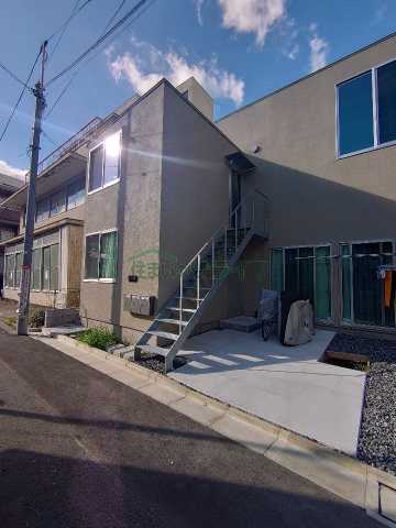 建物外観　HARU HAUS