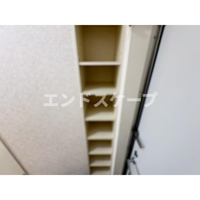 ＪＲ高崎線 新町駅 バス乗車時間：19分 最寄りバス停で下車 徒歩4分 2階建 築18年の内装写真