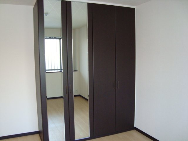 収納　洋室クローゼット