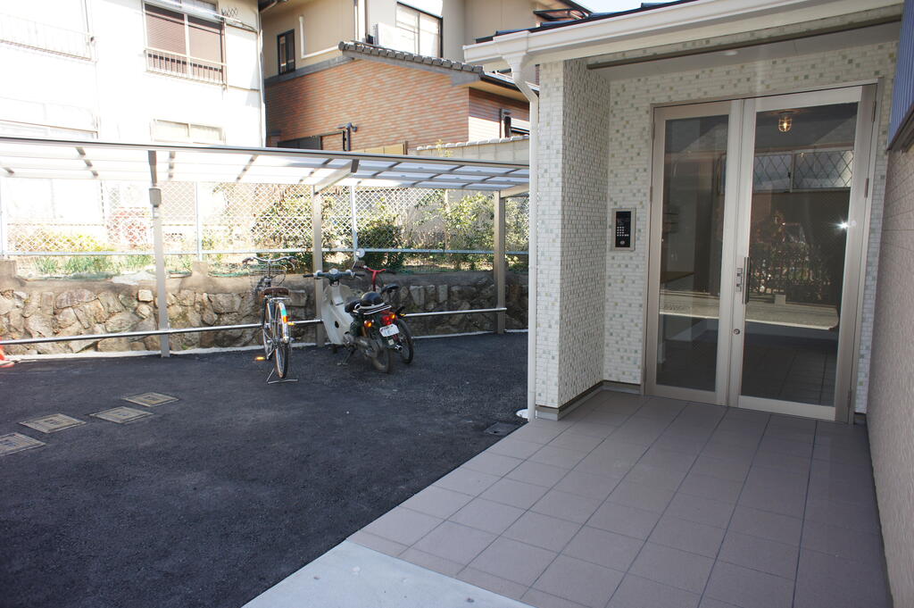 京福電鉄北野線 北野白梅町駅 徒歩12分 2階建 築11年の外観写真