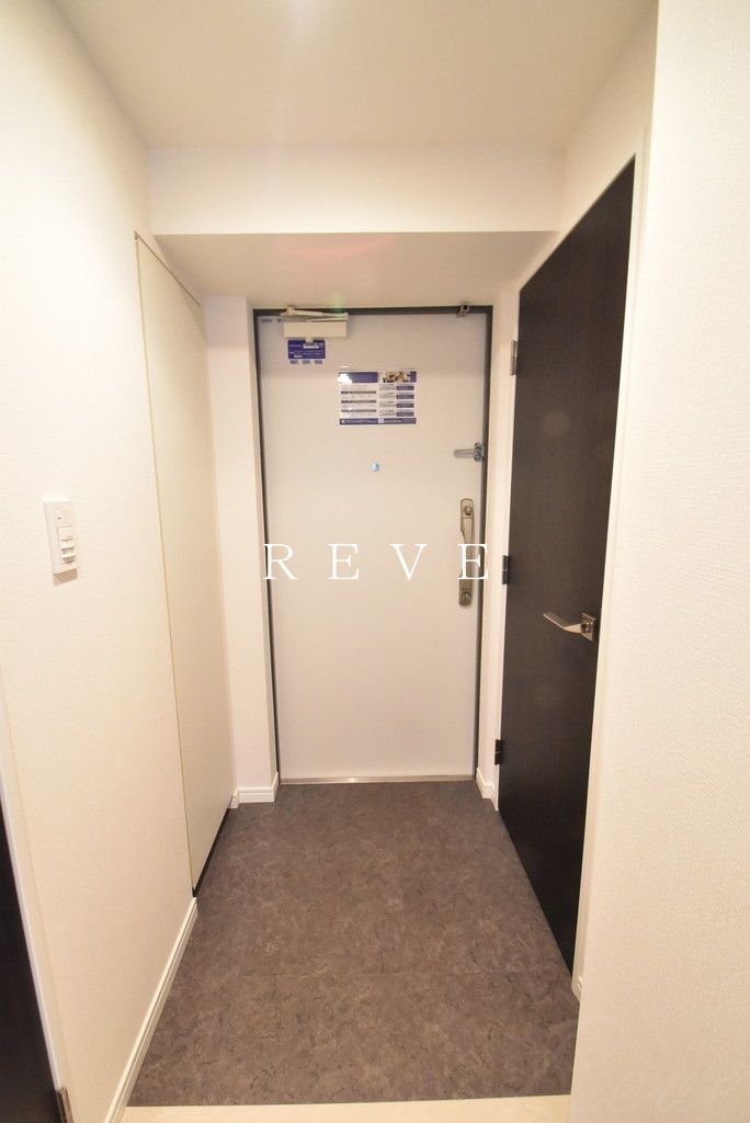 レジディア日本橋馬喰町IIの玄関写真