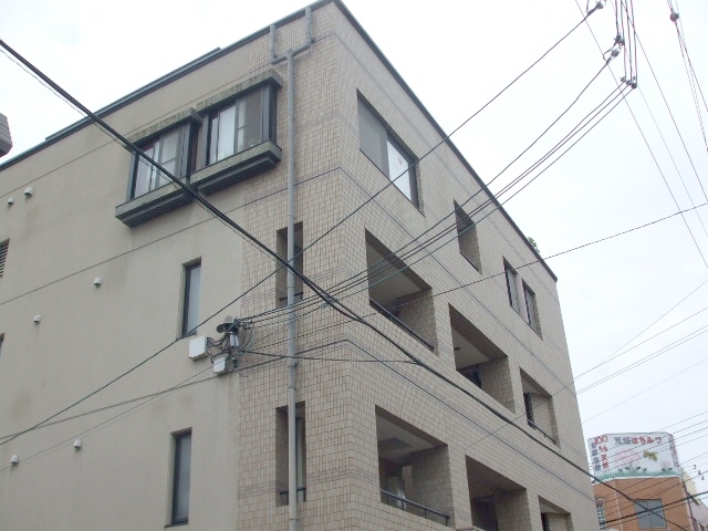 三原ビルの外観写真