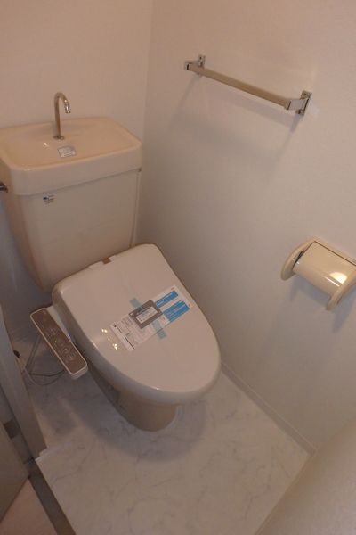 ベルタス蓮根のトイレ写真