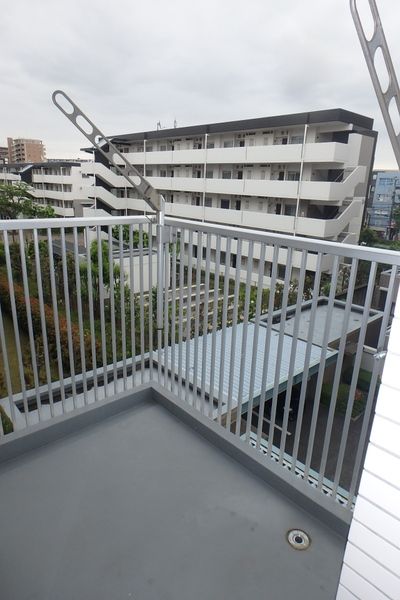 ベルタス蓮根の内装写真