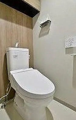 東武伊勢崎線 浅草駅 徒歩8分 14階建 築7年のトイレ写真