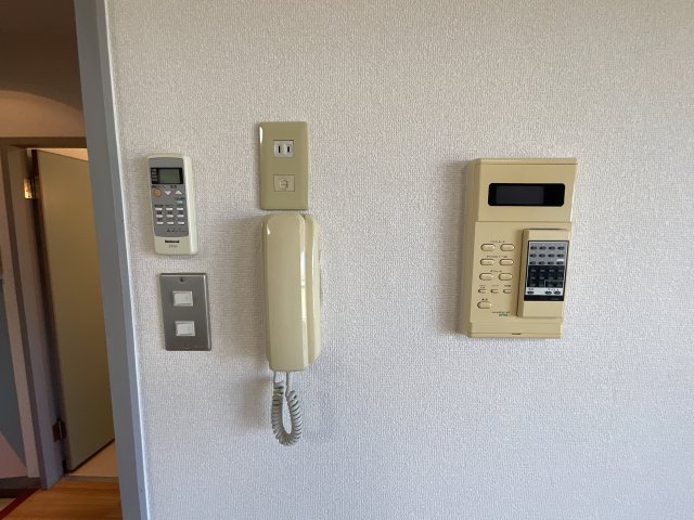 セキュリティ　インターホンです