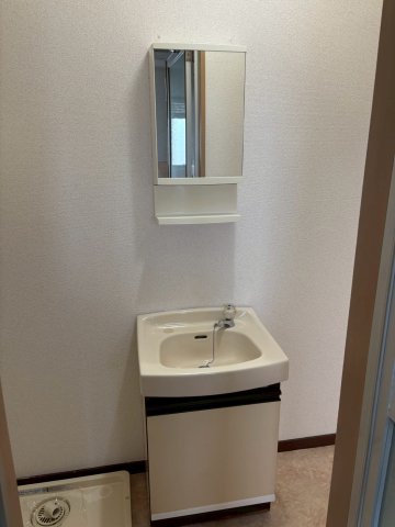 洗面設備　同仕様サンプル写真